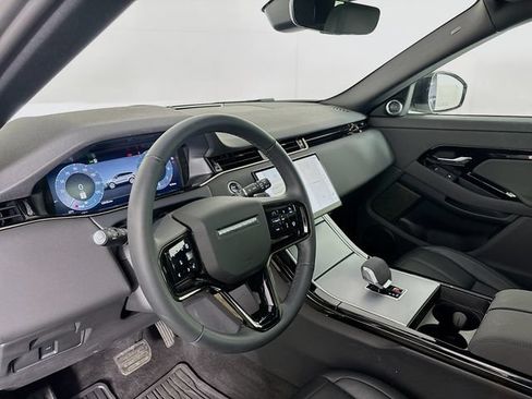 Used 2024 Land Rover Range Rover Evoque S AWD/4WD image 9