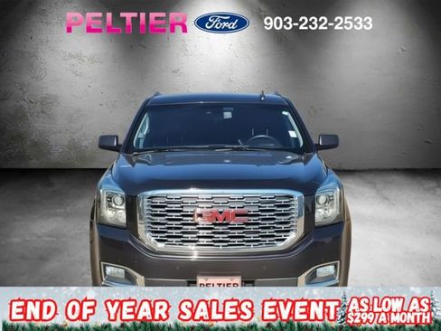 Used 2018 GMC Yukon Denali image 2