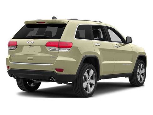 Used 2014 Jeep Grand Cherokee Laredo w/ Quick Order Package 23E AWD/4WD image 2