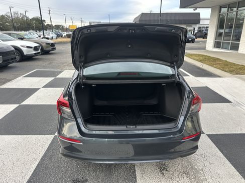 Used 2024 Honda Civic EX image 5