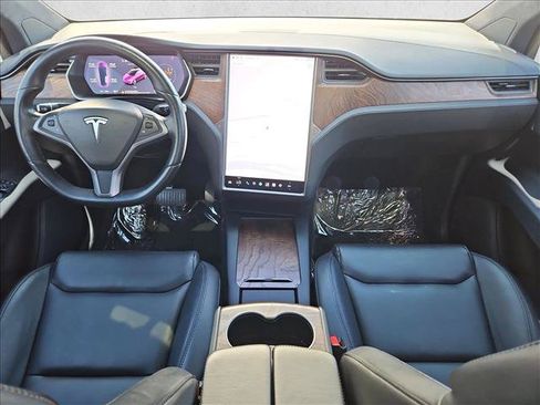 Used 2020 Tesla Model X Long Range AWD/4WD image 22
