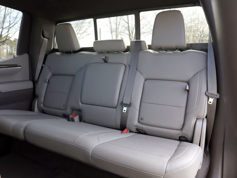 Used 2022 Chevrolet Silverado 1500 RST image 10