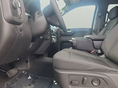 New 2026 Chevrolet Silverado 1500 Custom RWD image 18