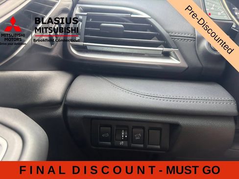 Used 2023 Subaru Outback Touring XT AWD/4WD image 33