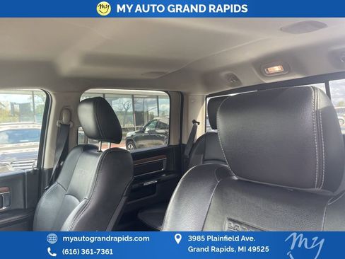 Used 2017 RAM 1500 Laramie image 10