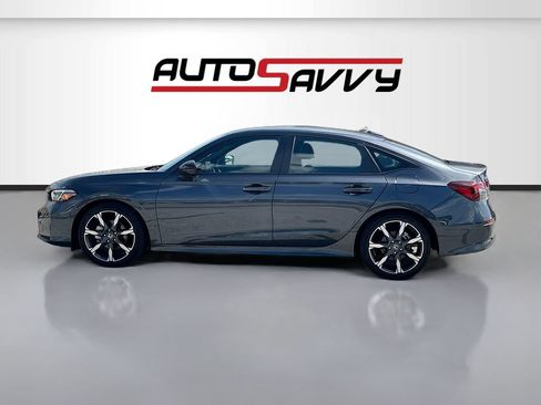 Used 2025 Honda Civic Sport Touring image 4