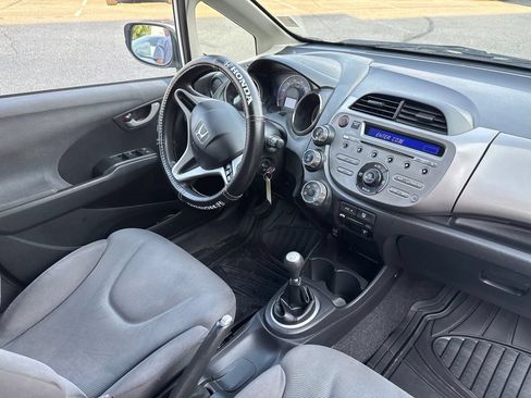 Used 2013 Honda Fit image 18