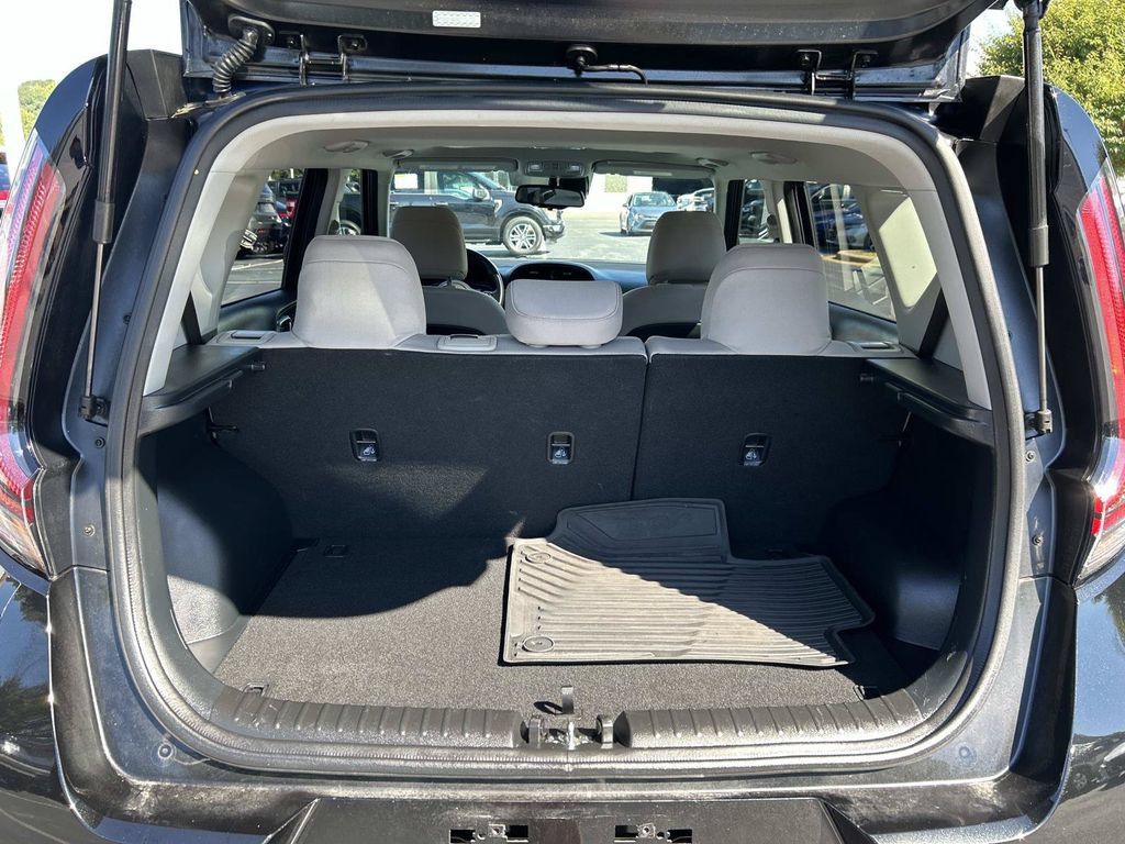 Used 2024 Kia Soul EX FWD image 10