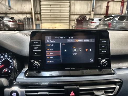 Certified 2023 Kia Seltos S image 14