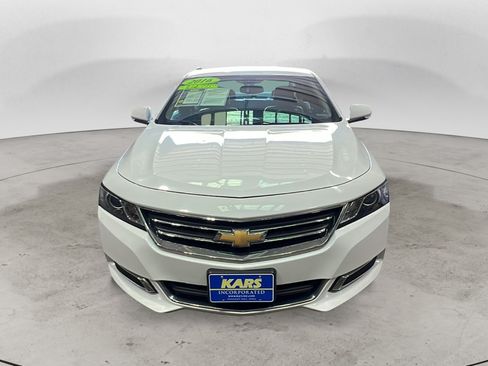 Used 2016 Chevrolet Impala LT w/ Convenience Package FWD image 2