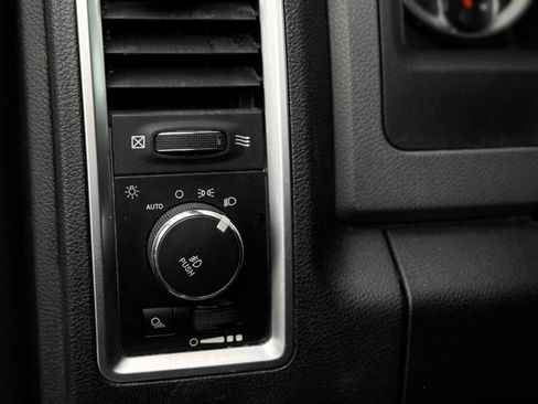 Used 2016 RAM 1500 Big Horn AWD/4WD image 29