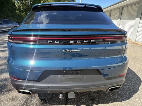 Used 2024 Porsche Cayenne Coupe AWD/4WD image 13
