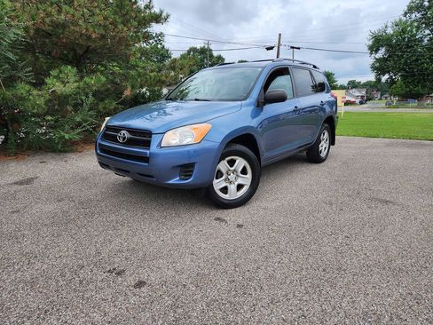 Used 2010 Toyota RAV4 2WD w/ Base L4 Extra Value Pkg image 7