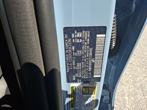 New 2026 Kia Sportage S image 16