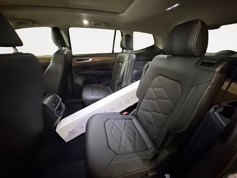 New 2026 Volkswagen Atlas SE AWD/4WD image 12
