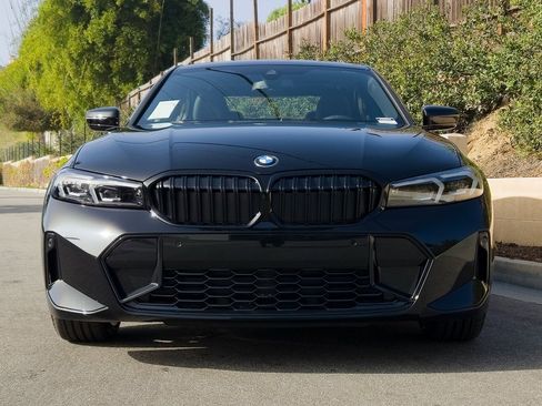 New 2026 BMW 330i Sedan w/ M Sport Package image 3