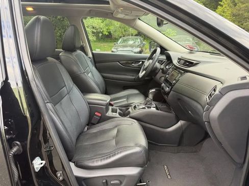 Used 2019 Nissan Rogue SL w/ Premium Package AWD/4WD image 36