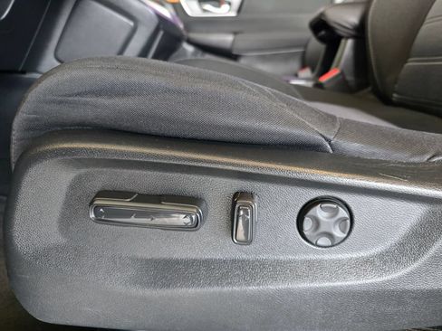 Used 2020 Honda CR-V EX image 11