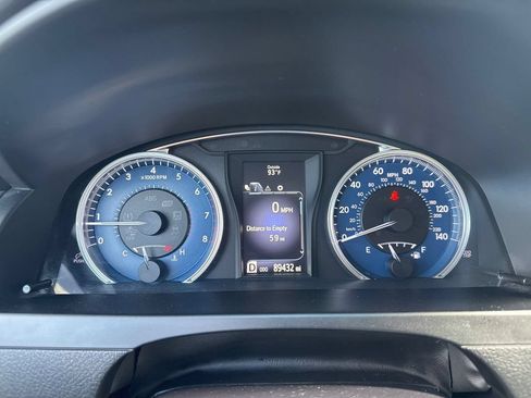 Used 2017 Toyota Camry LE FWD image 24