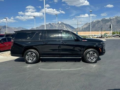 Certified 2025 Chevrolet Suburban Z71 AWD/4WD image 26