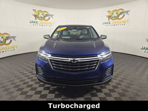 Used 2022 Chevrolet Equinox LS w/ LS Convenience Package image 2