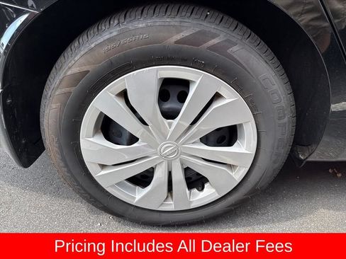Used 2025 Nissan Versa S FWD image 4