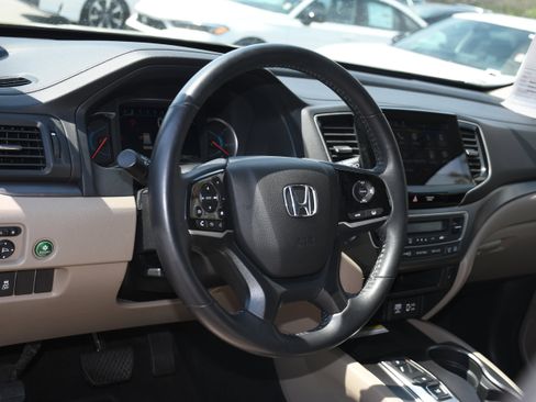 Used 2022 Honda Pilot Special Edition image 9