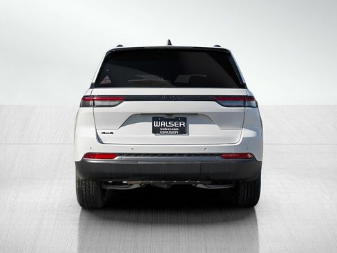 New 2026 Jeep Grand Cherokee Laredo image 5