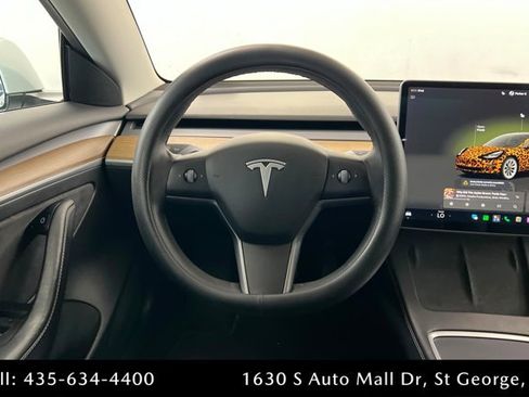 Used 2022 Tesla Model 3 RWD image 12