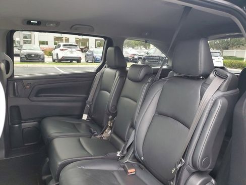 Used 2024 Honda Odyssey EX-L image 11