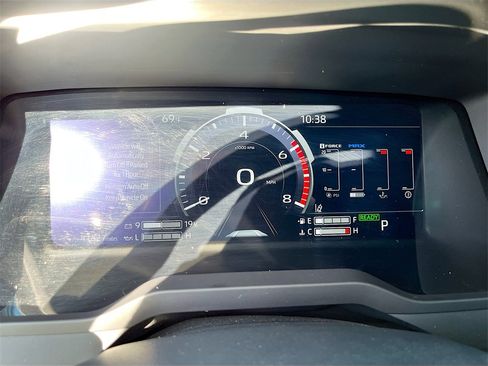 Used 2022 Toyota Tundra Limited image 10