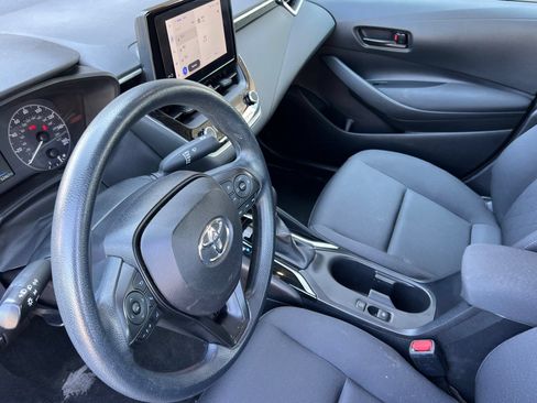 Used 2024 Toyota Corolla LE FWD image 11