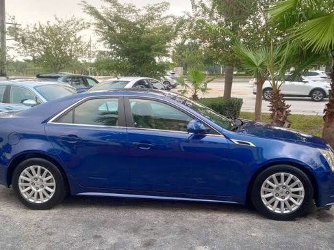 Used 2012 Cadillac CTS Luxury image 1