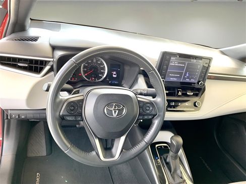 Used 2022 Toyota Corolla SE image 14