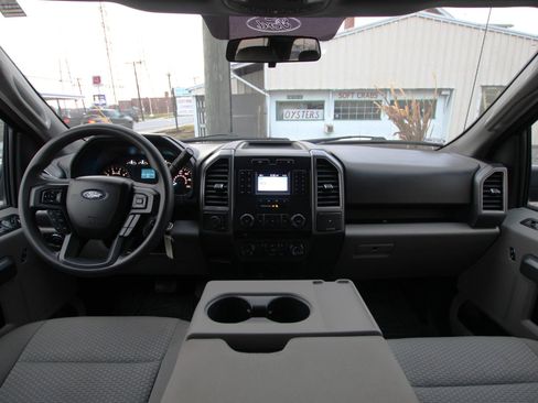 Used 2018 Ford F150 XLT AWD/4WD image 13
