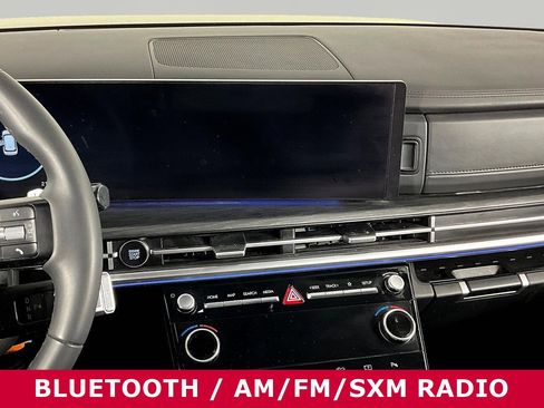 Used 2025 Hyundai Santa Fe Limited AWD/4WD image 9