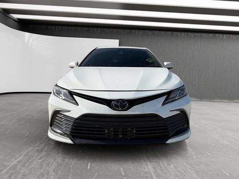 Used 2021 Toyota Camry LE FWD image 8