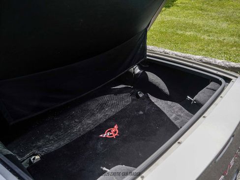 Used 2000 Chevrolet Corvette Coupe w/ Roof Pkg RWD image 61