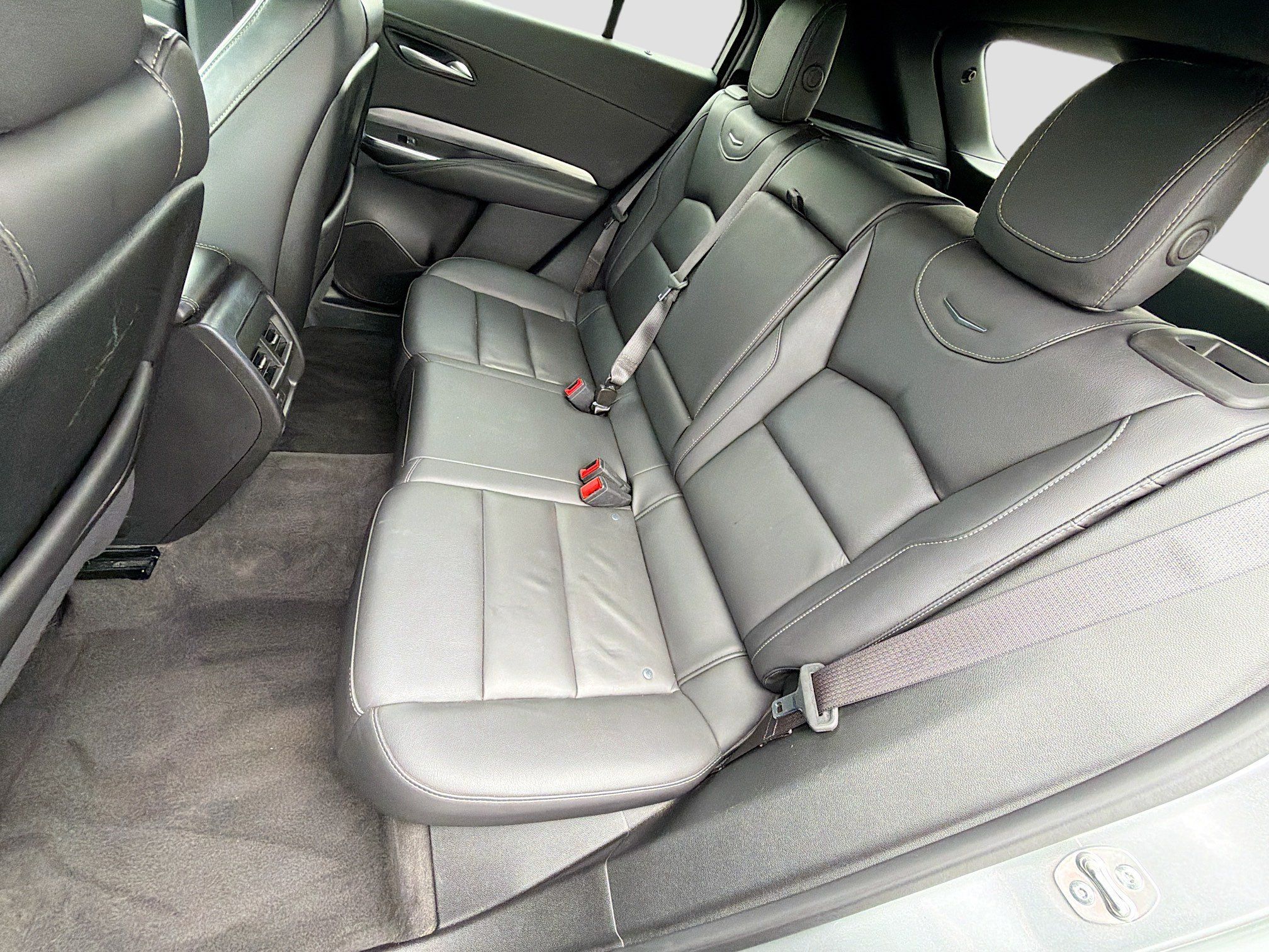 Certified 2025 Cadillac XT4 Premium Luxury FWD image 23