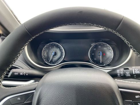 New 2026 Chrysler Pacifica Select FWD image 14