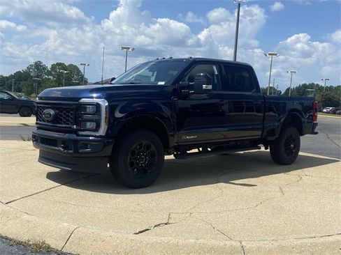 New 2025 Ford F350 Lariat w/ Black Appearance Package image 5