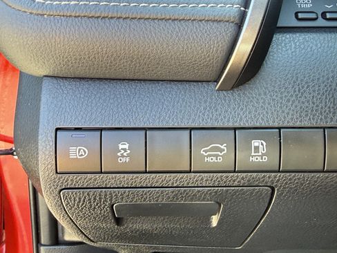 Used 2024 Toyota Camry SE FWD image 24