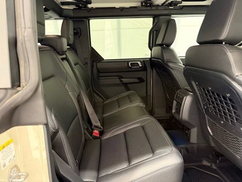 New 2025 Ford Bronco Badlands AWD/4WD image 26