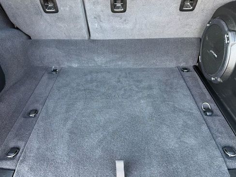 Used 2023 Jeep Wrangler Unlimited image 12