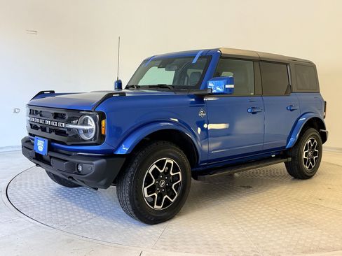 Used 2023 Ford Bronco Outer Banks image 23