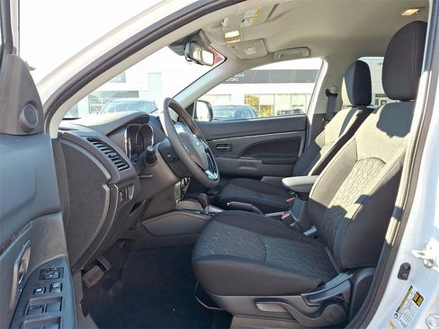 New 2025 Mitsubishi Outlander Sport LE image 9