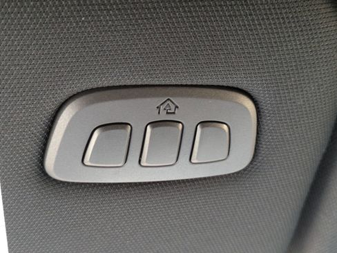 New 2026 Ford Explorer Platinum image 25