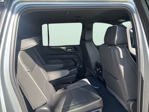 New 2026 GMC Yukon XL Elevation RWD image 10