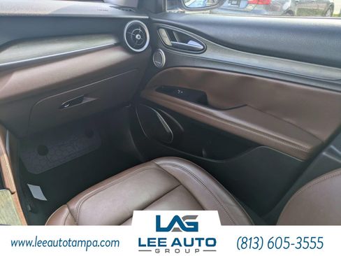 Used 2019 Alfa Romeo Stelvio Ti AWD/4WD image 15