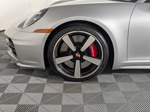 Used 2025 Porsche 911 Carrera S RWD image 11